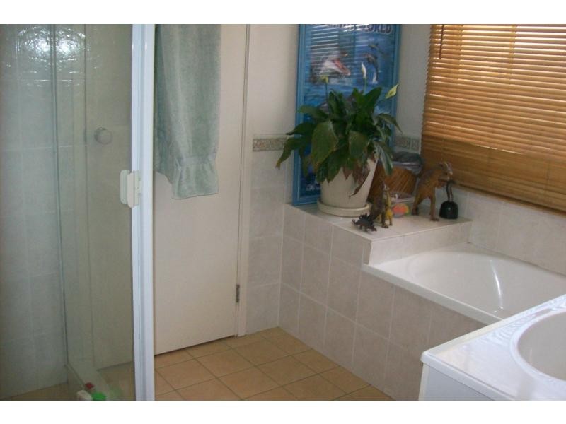 9 Hesperus Close, Nowra NSW 2541
