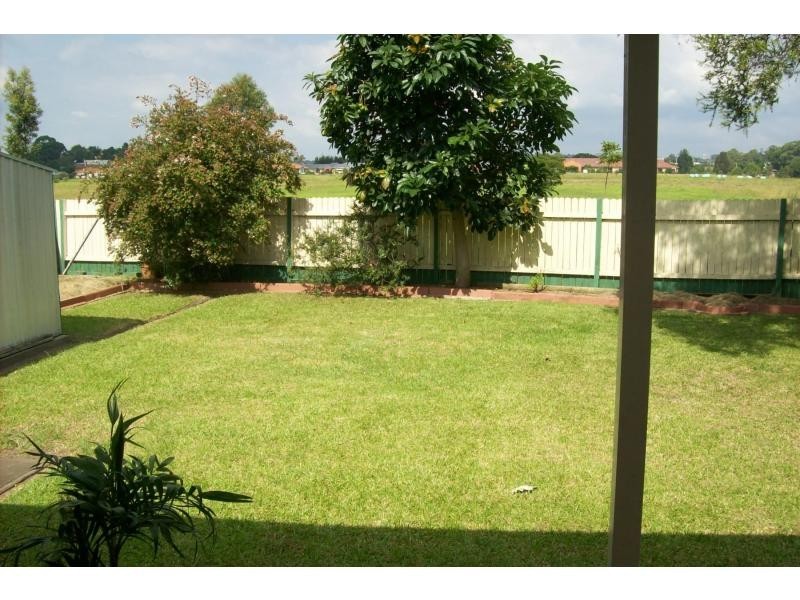 24 Lyrebird Drive, Nowra NSW 2541
