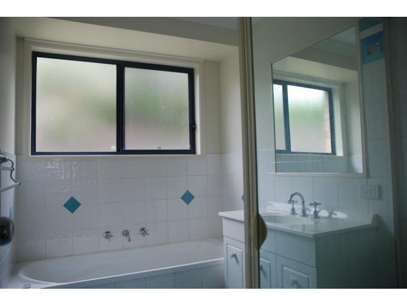 2/21 Jaycee Avenue, Nowra NSW 2541