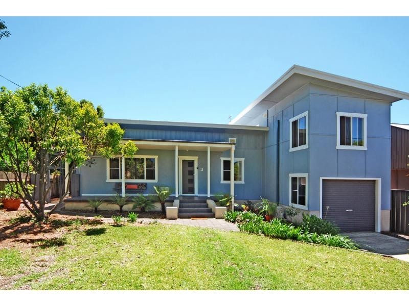 3 Huxley Street, Nowra NSW 2541