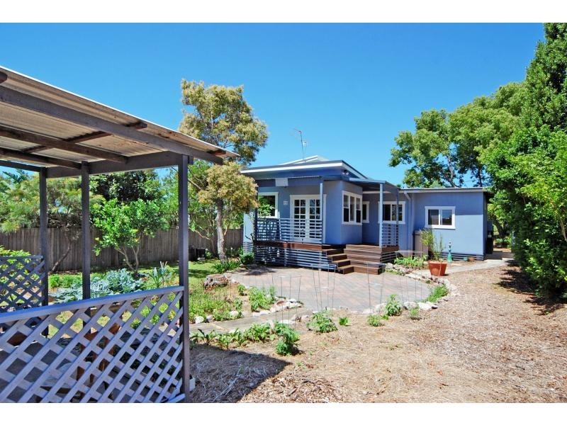 3 Huxley Street, Nowra NSW 2541