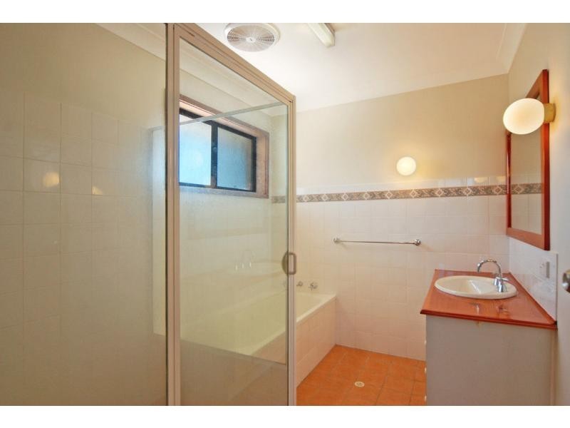 122 Yurunga Drive, North Nowra NSW 2541