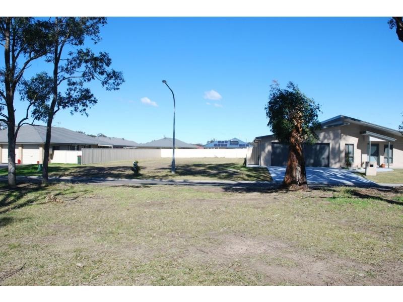 7 The Garden Walk, Worrigee NSW 2540