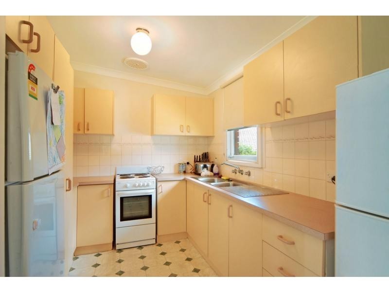 1 Wondalga Crescent, Nowra NSW 2541