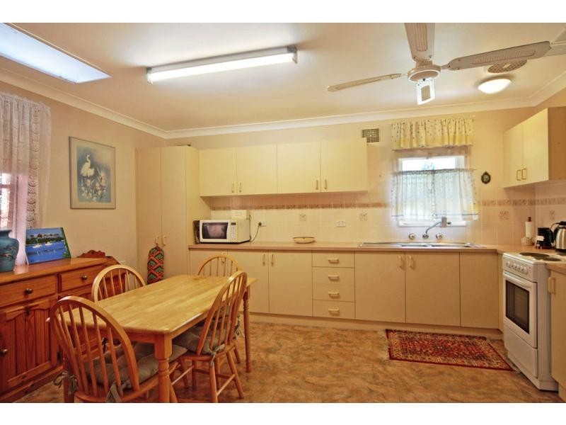 42 Maclean Street, Nowra NSW 2541