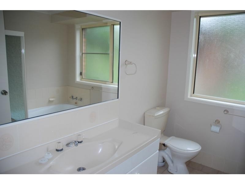 9 Jarrett Close, North Nowra NSW 2541