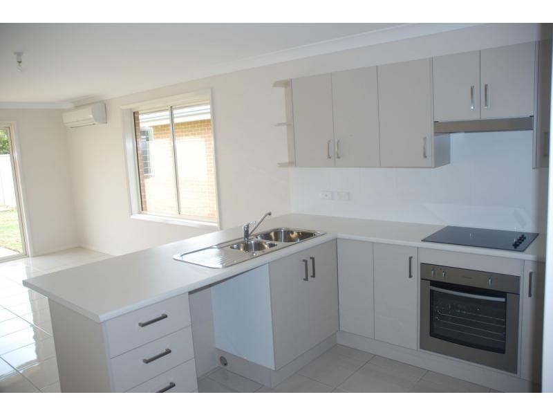 56 Arthur Street, Worrigee NSW 2540