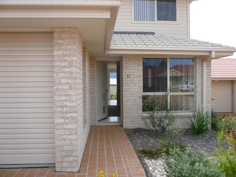 11/8 Meroo Road, Bomaderry NSW 2541