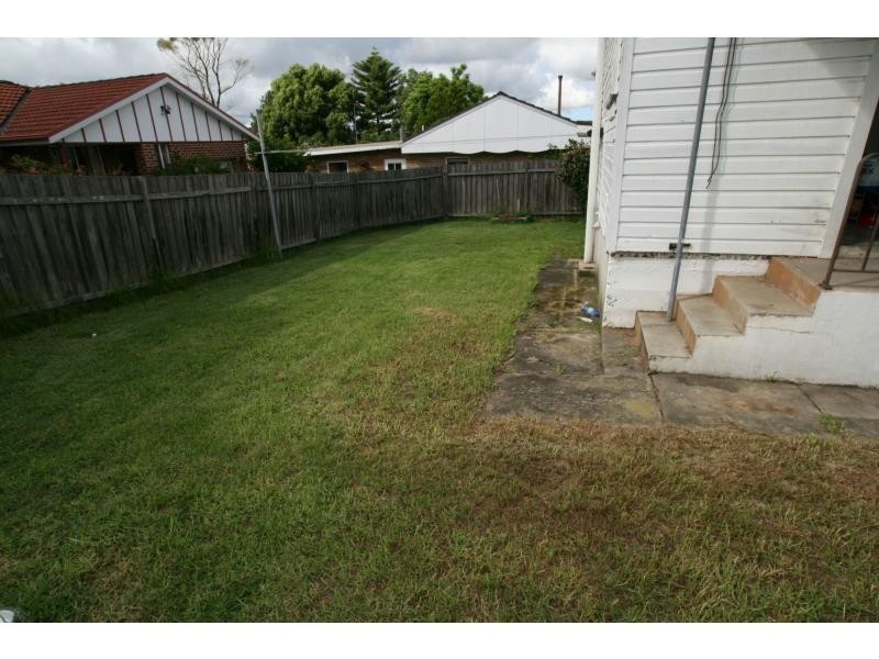 12 Karowa Street, Bomaderry NSW 2541