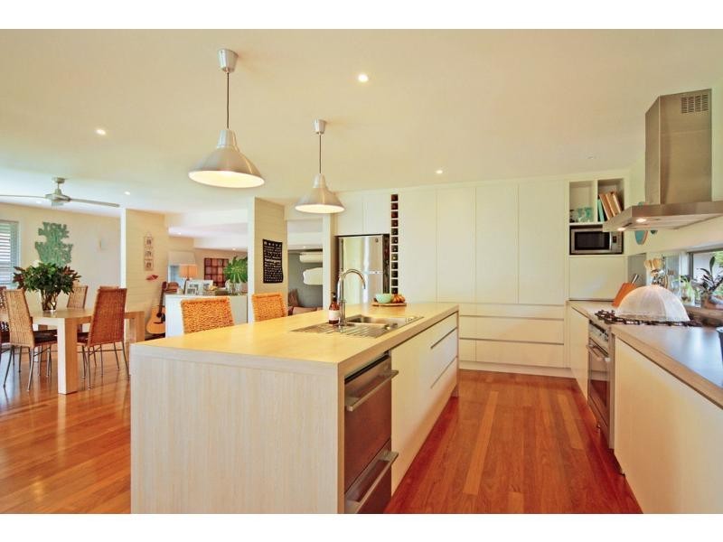 68 Emerald Drive, Meroo Meadow NSW 2540