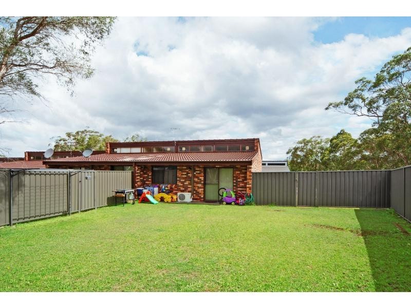 10/49 Brinawarr Street, Bomaderry NSW 2541
