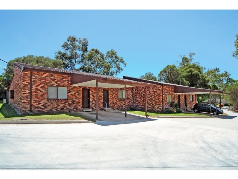 4/49 Brinawarr Street, Bomaderry NSW 2541