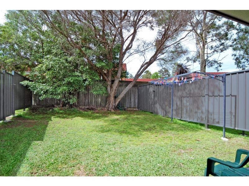 4/49 Brinawarr Street, Bomaderry NSW 2541