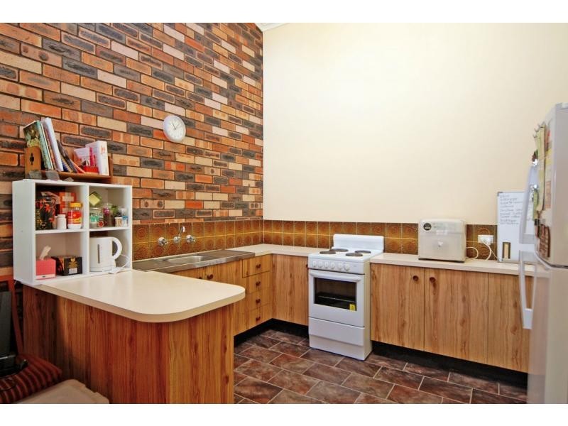 9/49 Brinawarr Street, Bomaderry NSW 2541