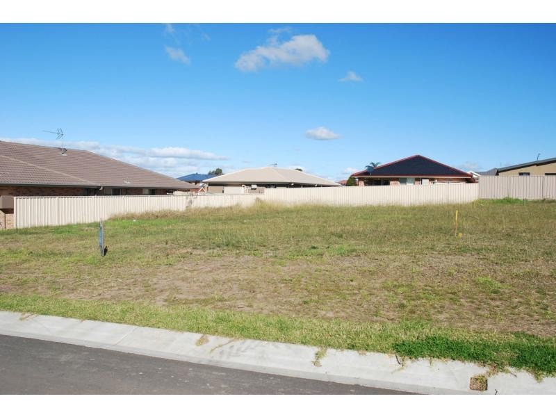 25 Riveroak Road, Worrigee NSW 2540