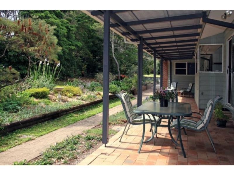 4 Lochaven Drive, Bangalee NSW 2541