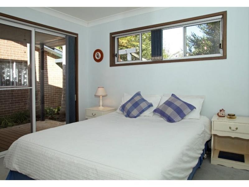 4 Lochaven Drive, Bangalee NSW 2541