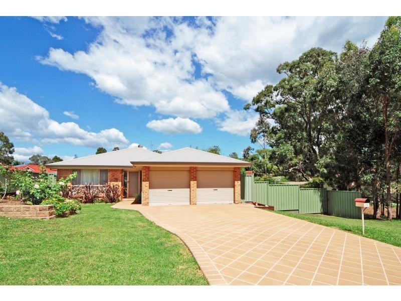12 Cornelius Place, Nowra NSW 2541