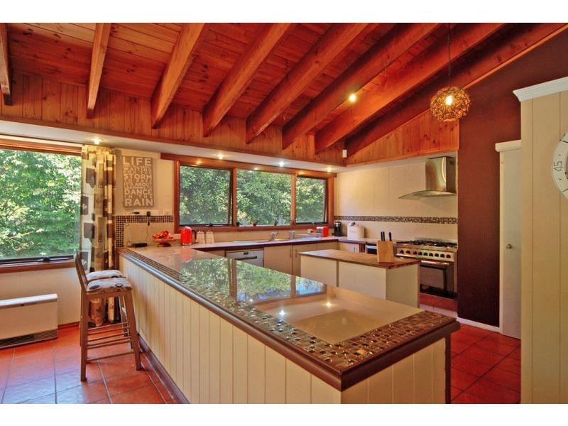 889a Illaroo Road, Tapitallee NSW 2540