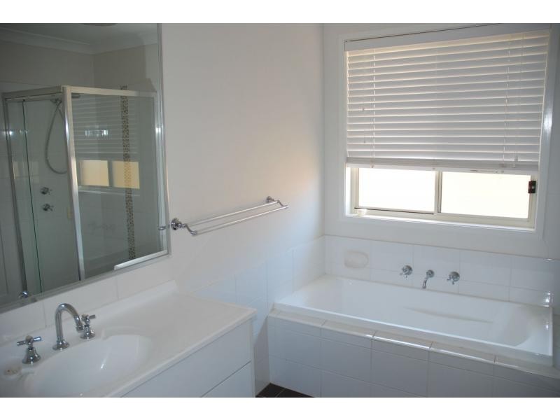 95 Isa Road, Worrigee NSW 2540