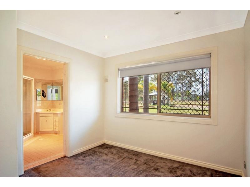 143 Albatross Road, Nowra Hill NSW 2540