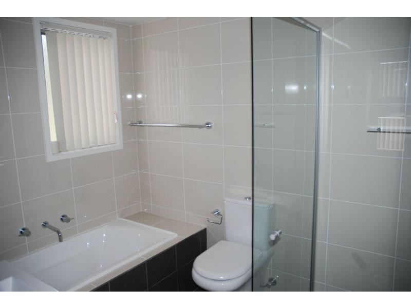 2/161-165 Illaroo Road, North Nowra NSW 2541