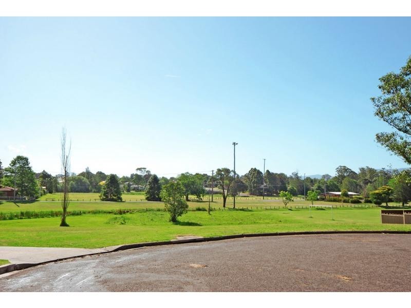 6/4 Shorland Place, Nowra NSW 2541