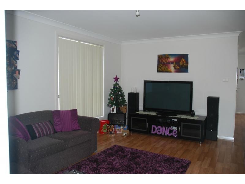 1/5 Barbarta Grove, Worrigee NSW 2540