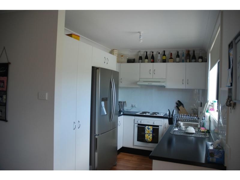 1/5 Barbarta Grove, Worrigee NSW 2540