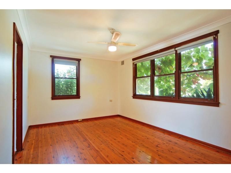 9 Miller Avenue, Nowra NSW 2541