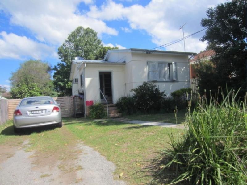 48 Douglas Street, Nowra NSW 2541