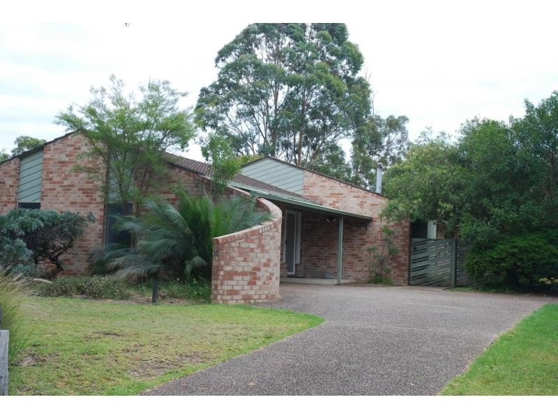 10 Narrien Place, North Nowra NSW 2541