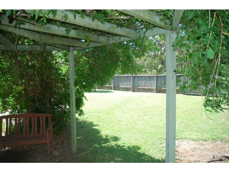 10 Narrien Place, North Nowra NSW 2541