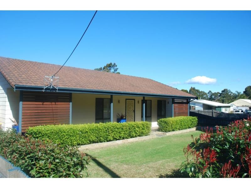 62 Hillcrest Avenue, South Nowra NSW 2541