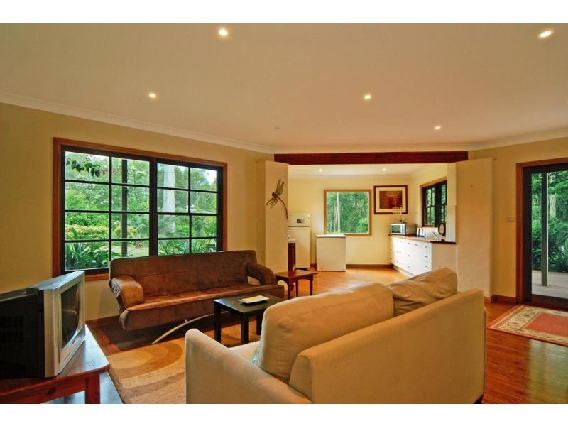 4 Arwon Close, Bangalee NSW 2541