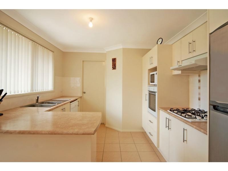 15 Bluebell Way, Worrigee NSW 2540