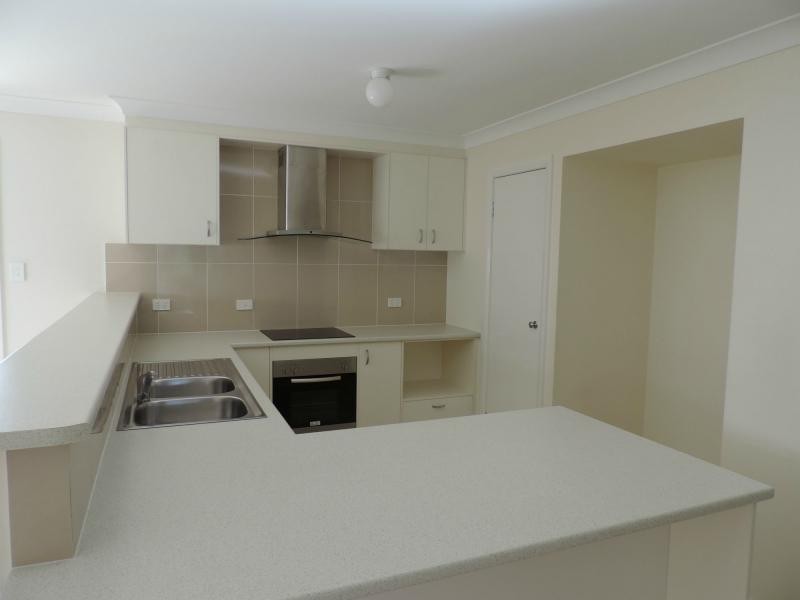 16 Bayswood Avenue, Vincentia NSW 2540