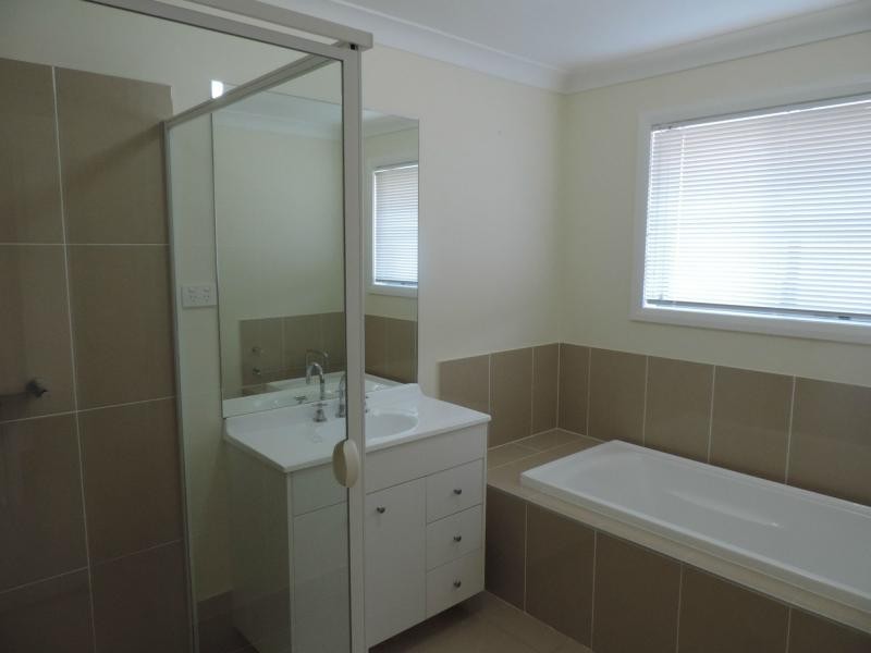 16 Bayswood Avenue, Vincentia NSW 2540