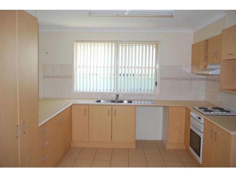 10 Costa Place, Worrigee NSW 2540