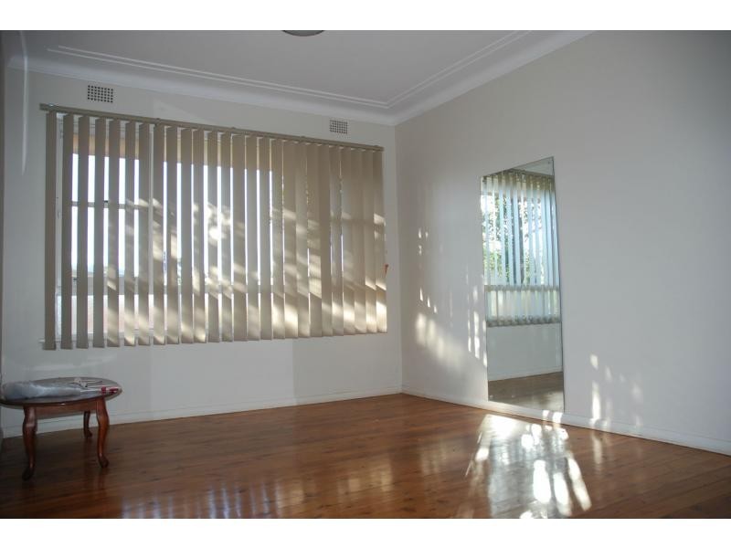 266 Princes Highway, Bomaderry NSW 2541