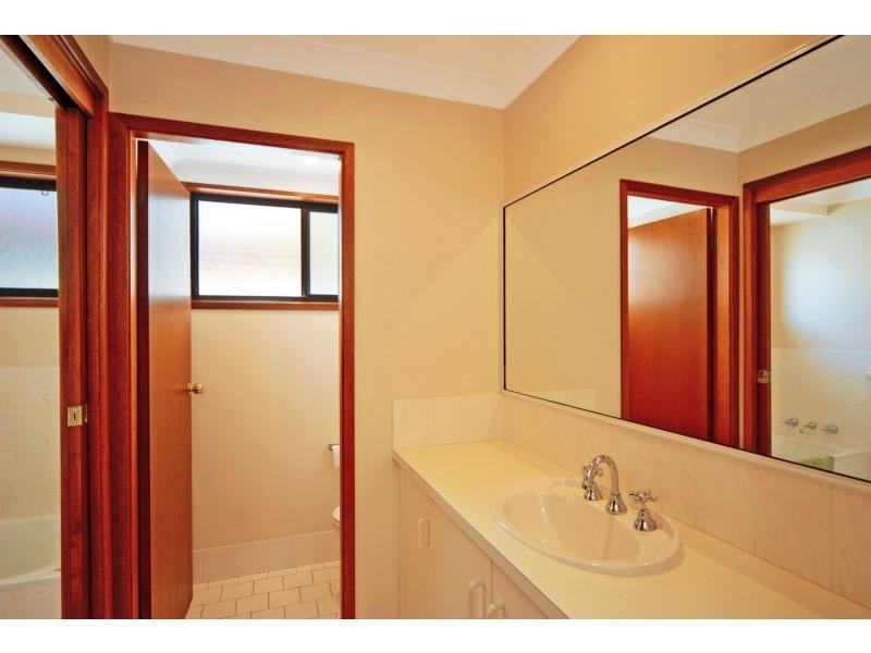 11 Ilinga Close, North Nowra NSW 2541