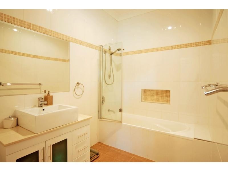 9 Centre Street, Nowra NSW 2541