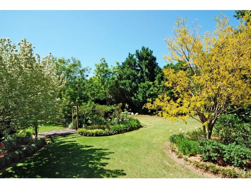 12 Rouse Avenue, Cambewarra NSW 2540