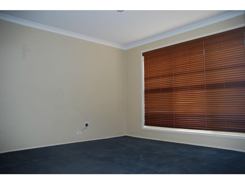 44 Warrigal Street, Nowra NSW 2541