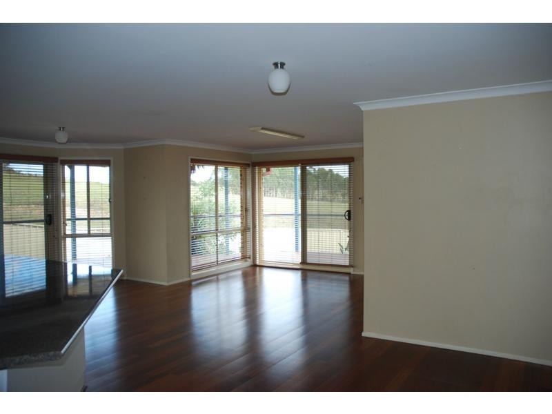 44 Warrigal Street, Nowra NSW 2541