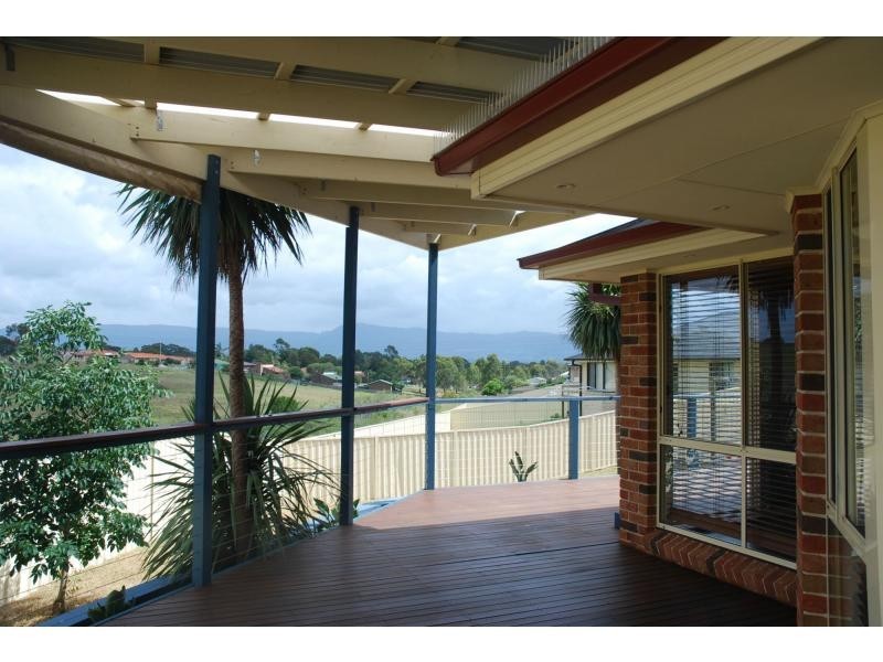 44 Warrigal Street, Nowra NSW 2541