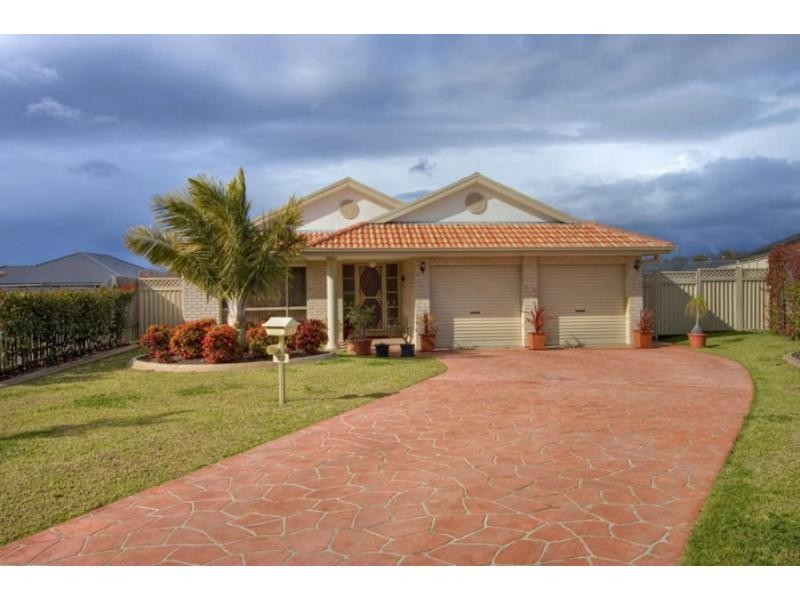 33 Eucalyptus Avenue, Worrigee NSW 2540