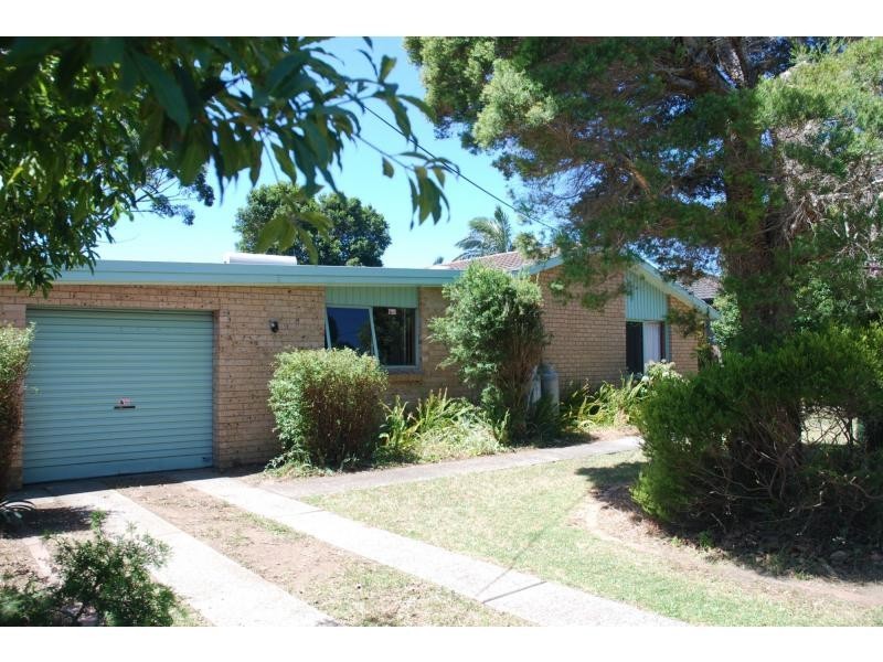 9 Greenwell Point Road, Nowra NSW 2541