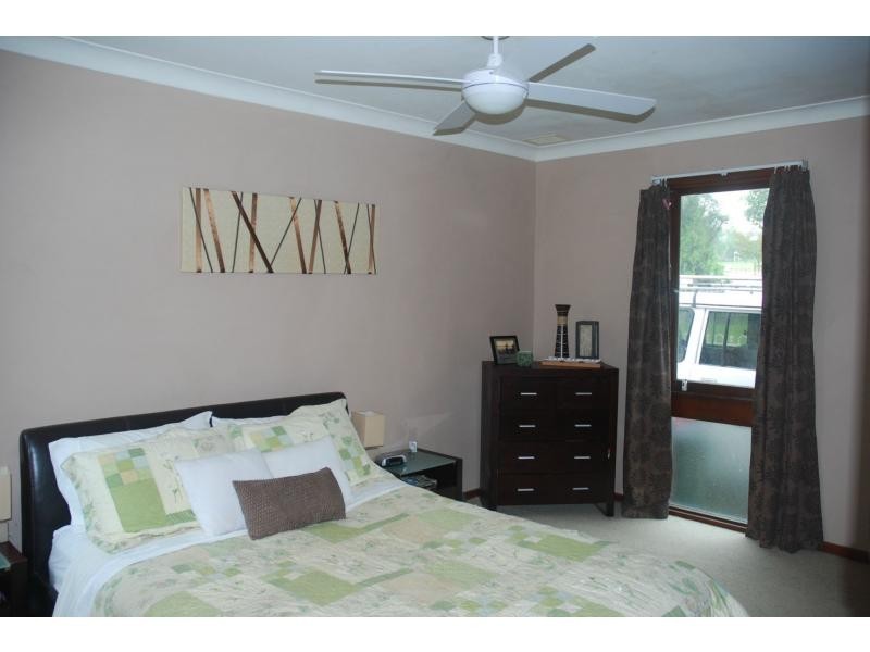 225 Kinghorne Street, Nowra NSW 2541