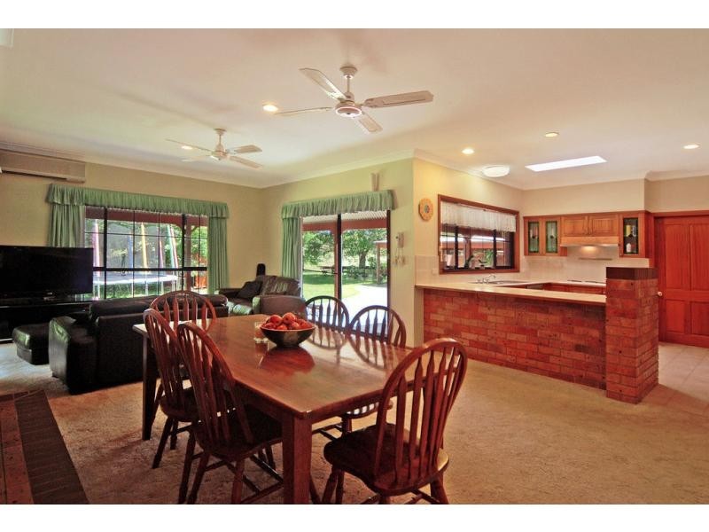 35A Abernethys Lane, Meroo Meadow NSW 2540